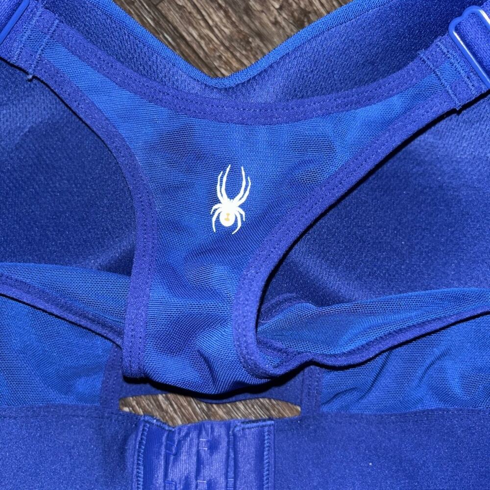 Spyder small seamless Sports Bra like new condition - Picture 3 of 4